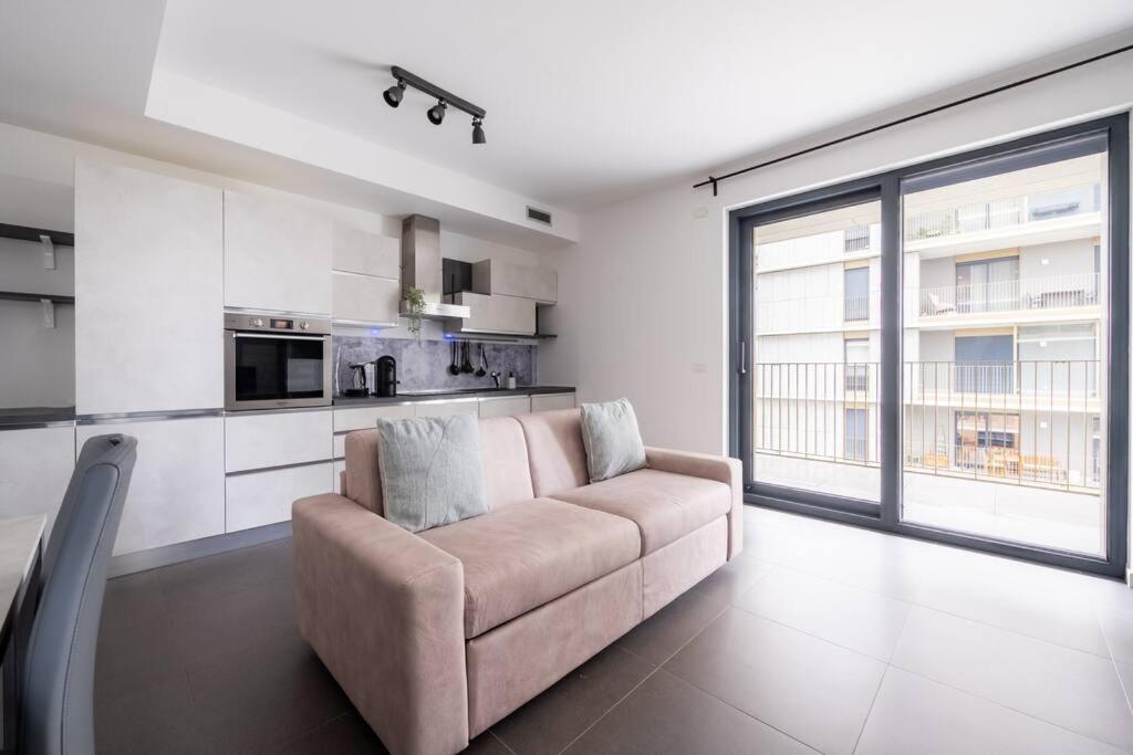 We Home - Uptown74 Bloom Apartment - Milano Esterno foto